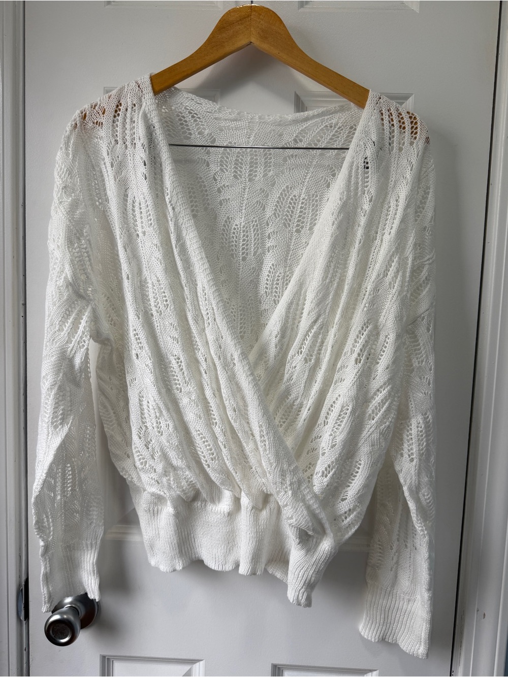 NWT CUPSHE White Crochet type wrap sweater Size Large